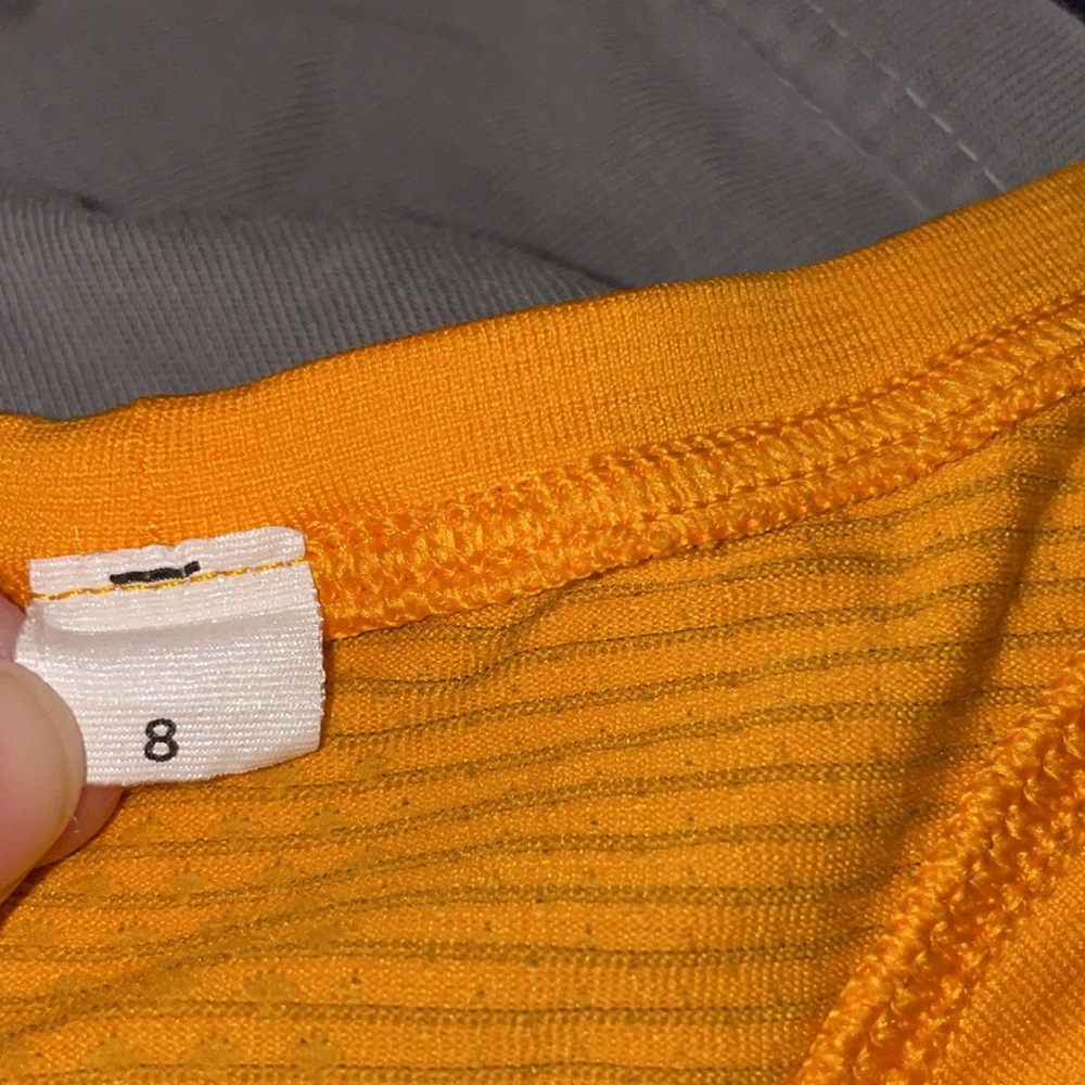 Lululemon Swiftly tech Racerback Tank gold - Picture 4 of 4